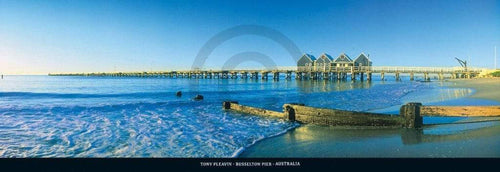 Tony Pleavin Busselton Pier, Australia Reproducción de arte 95x33cm | Yourdecoration.es