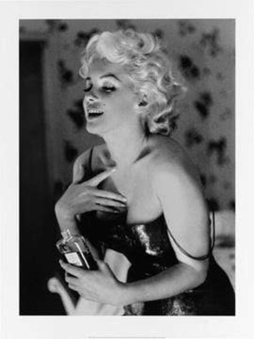 Ed Feingersh  Marilyn Monroe Chanel No.5 Reproducción de arte 60x80cm | Yourdecoration.es
