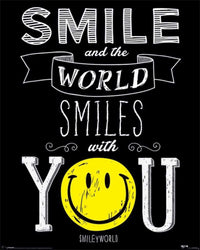 Pyramid Smiley World Smiles With You Póster 40x50cm | Yourdecoration.es